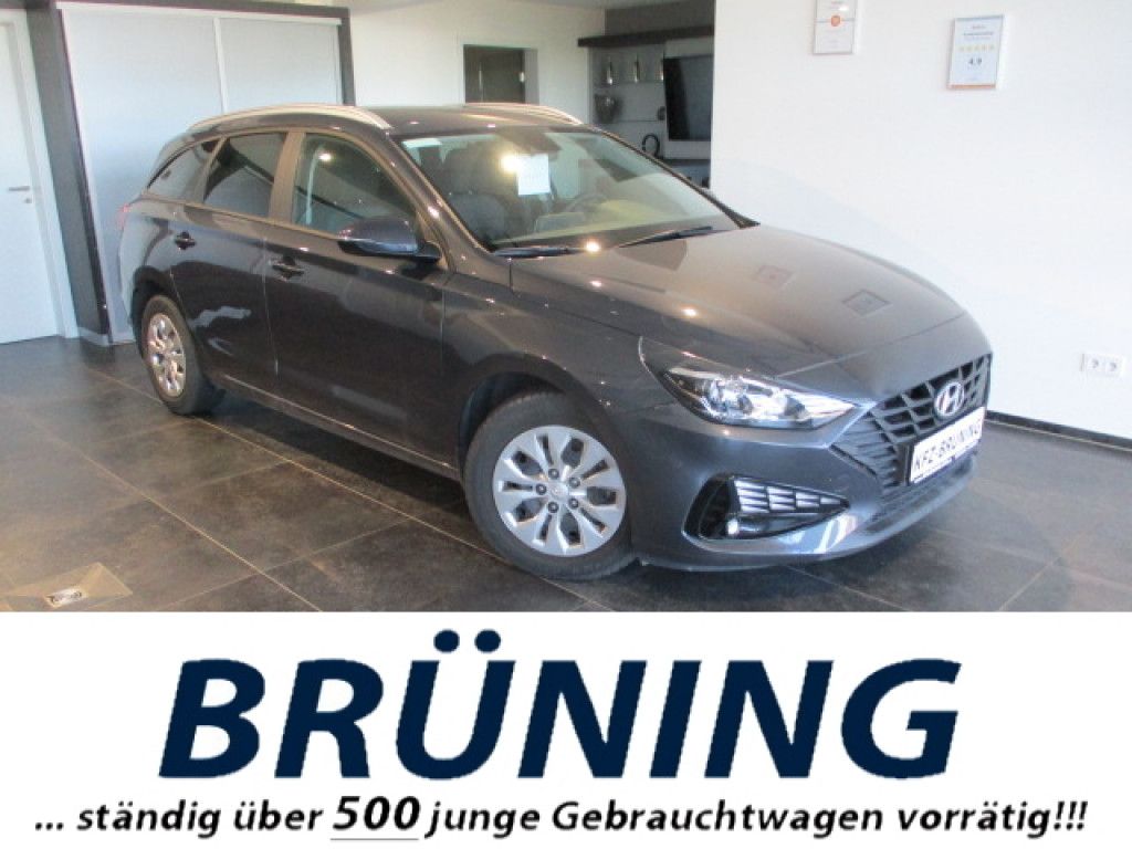 Hyundai i30 1.0 T-GDI Select DCT Kamera CarPlay SHZ PDC