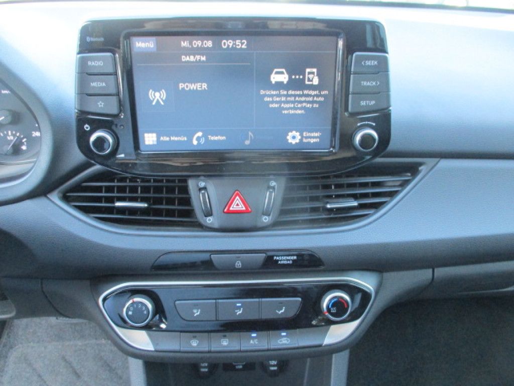 Hyundai i30 1.0 T-GDI Select DCT Kamera CarPlay SHZ PDC