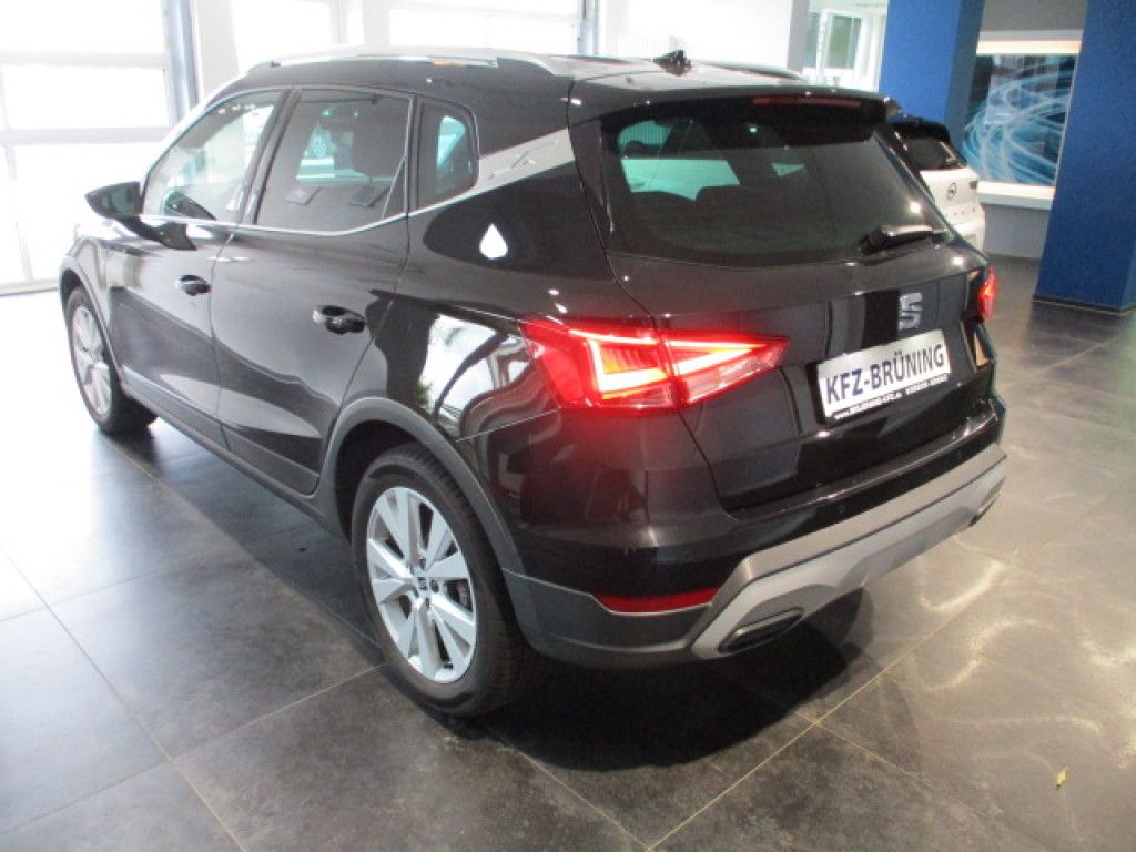 Seat Arona 1.0 TSI DSG Xperience Navi LED SHZ PDC Alu