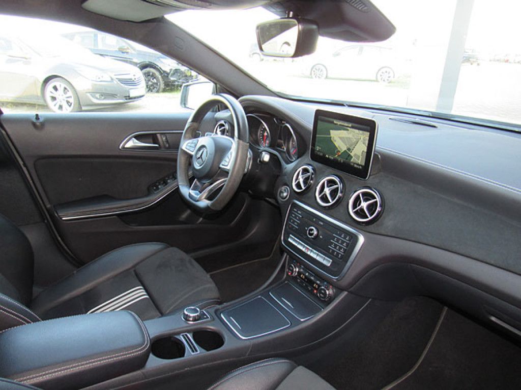 Mercedes-Benz A 200 CDI AMG-Line LED-Licht Sitzhzg PTS