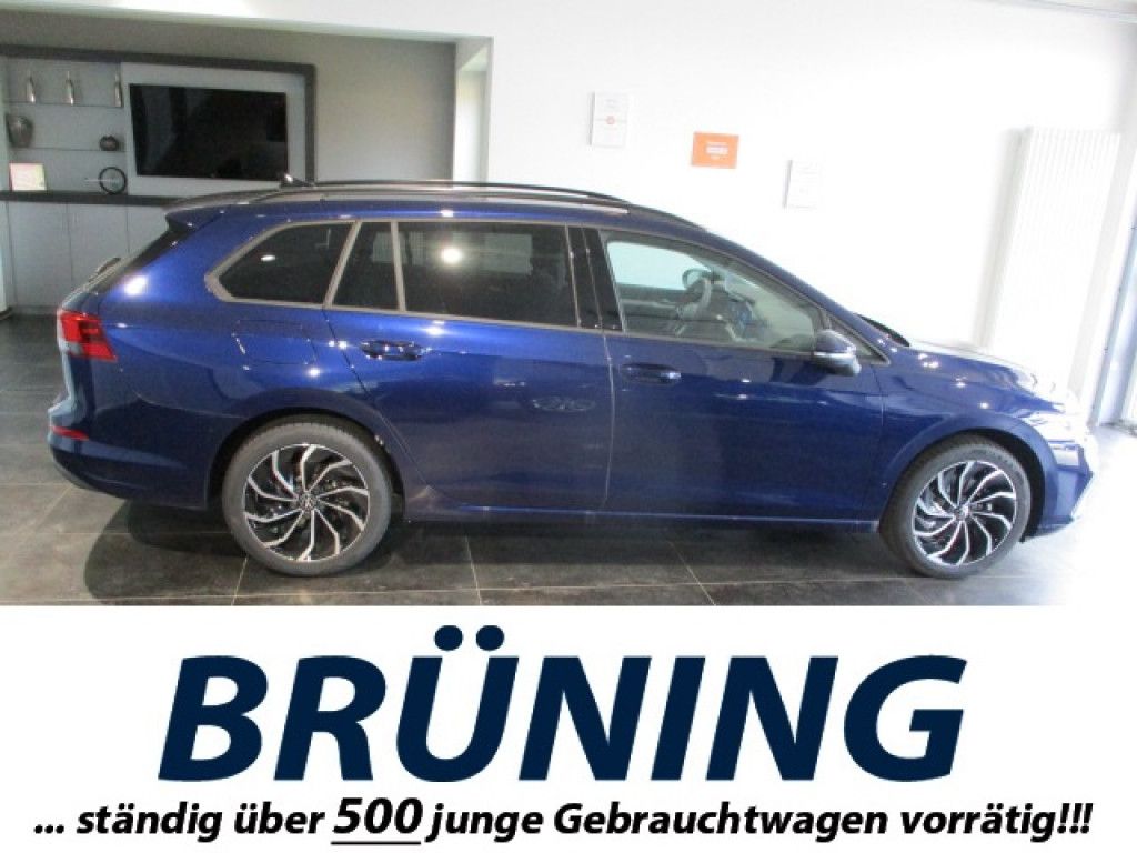 Volkswagen Golf VIII Variant 1.5 TSI Life Navi LED+ Kamera