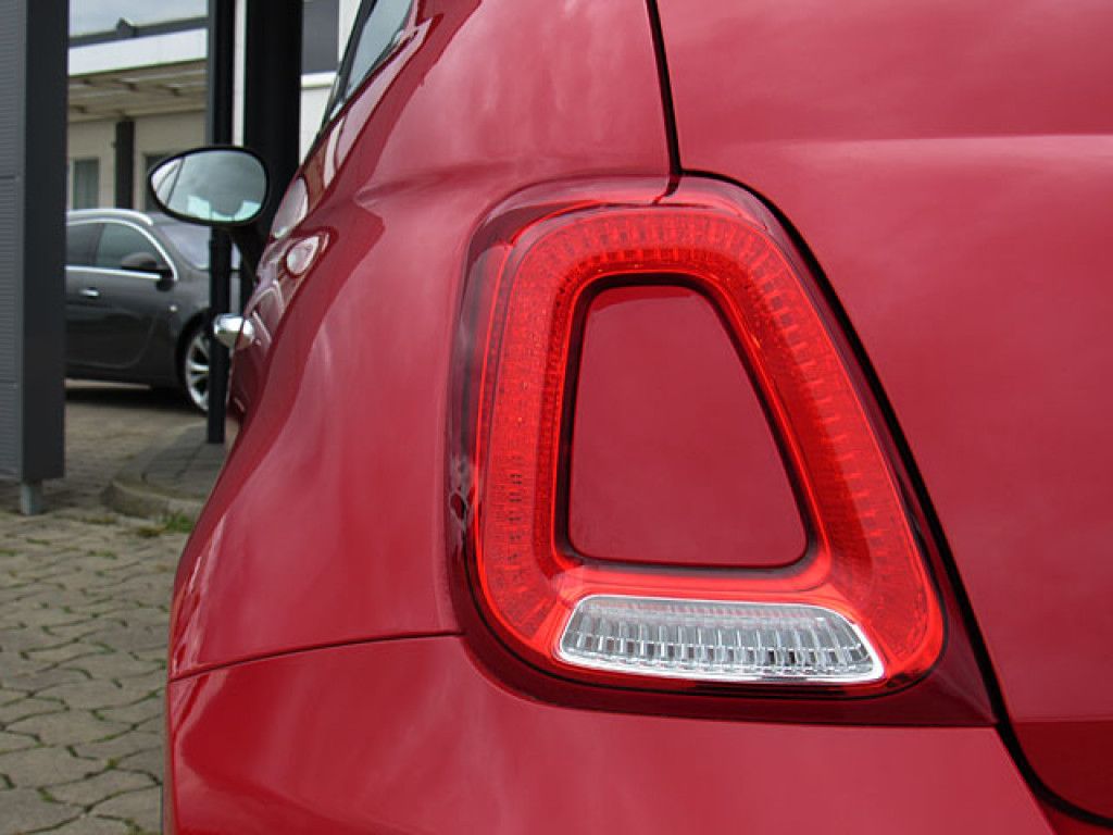 Fiat 500 Red 1.0 Mild-Hybrid Glasdach PDC Multimedia