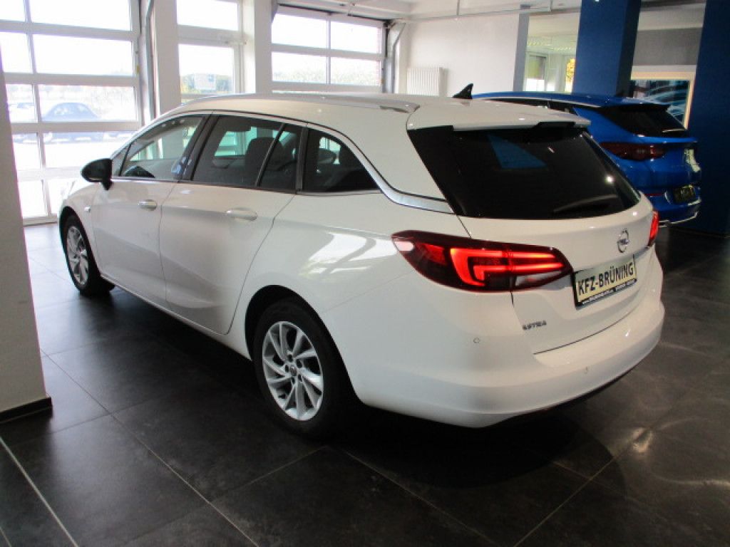 Opel Astra K 1.5 D Business Elegance ST LED Navi Kame