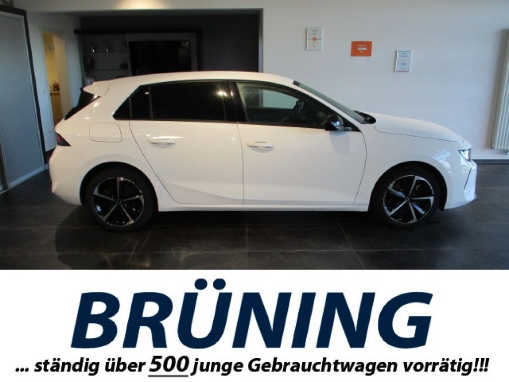 Opel Astra L 1.6 PHEV Elegance AT LED Kamera PDC ACC