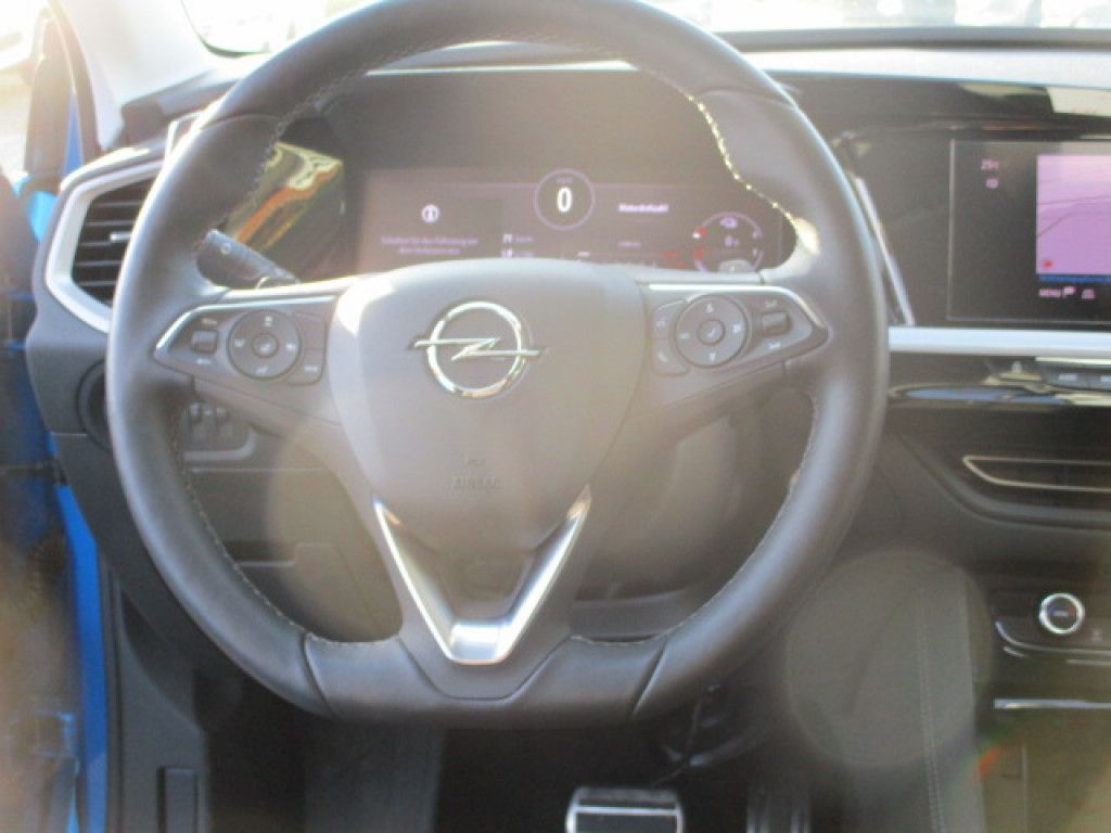 Opel Grandland 1.6 Turbo PHEV GS AT Navi LED Kamera 3