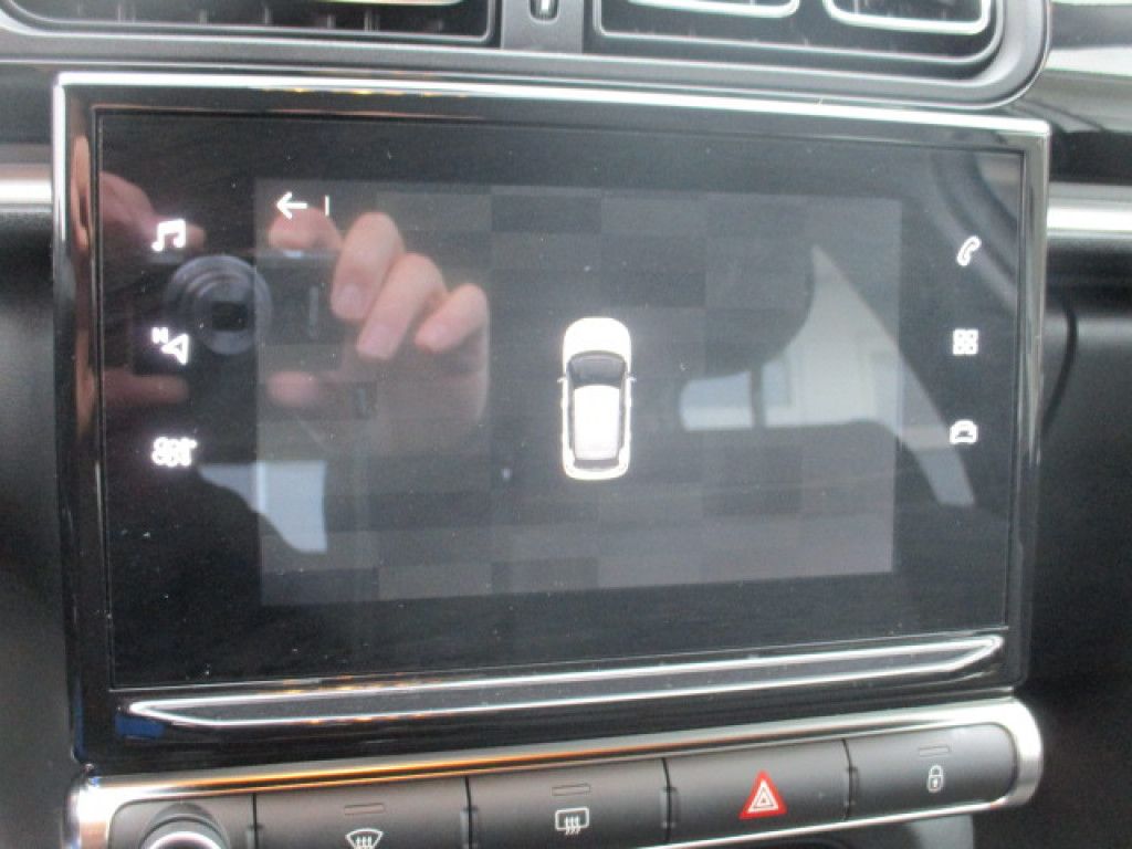 Citroën C3 PureTech 83 Shine Navi MirrorLink PDC Klimaau