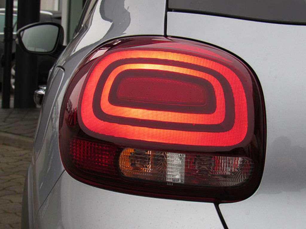 Citroën C3 Max Puretech 110 AT LED Navi R-Kamera Klimaau