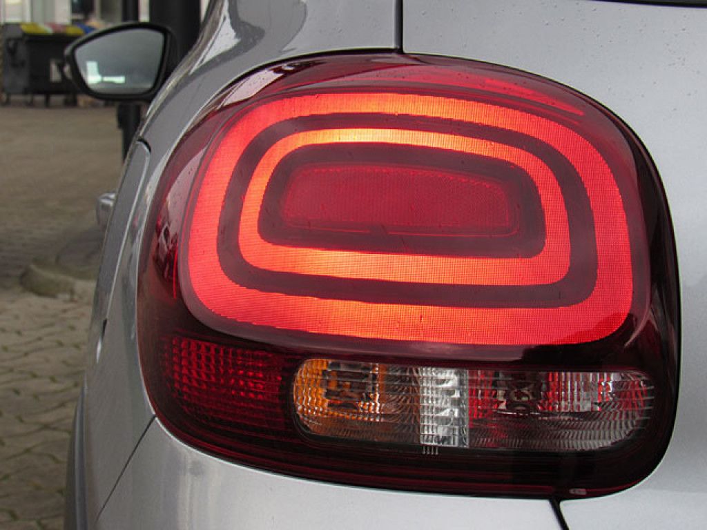 Citroën C3 PureTech 83 C-Series LED-Licht Multimedia Kli