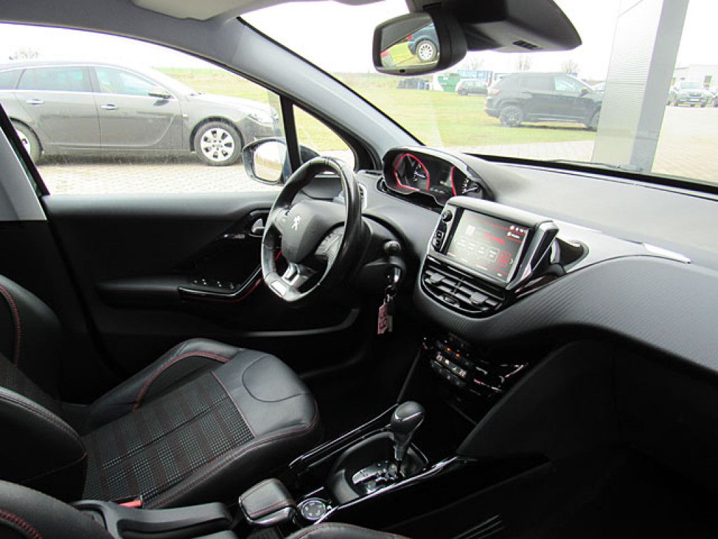 Peugeot 2008 1.2 PureTech AT GT-Line R-Kamera Sitzhzg