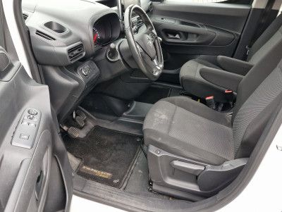 Opel Combo E Cargo Doka Navi PDC SHZ