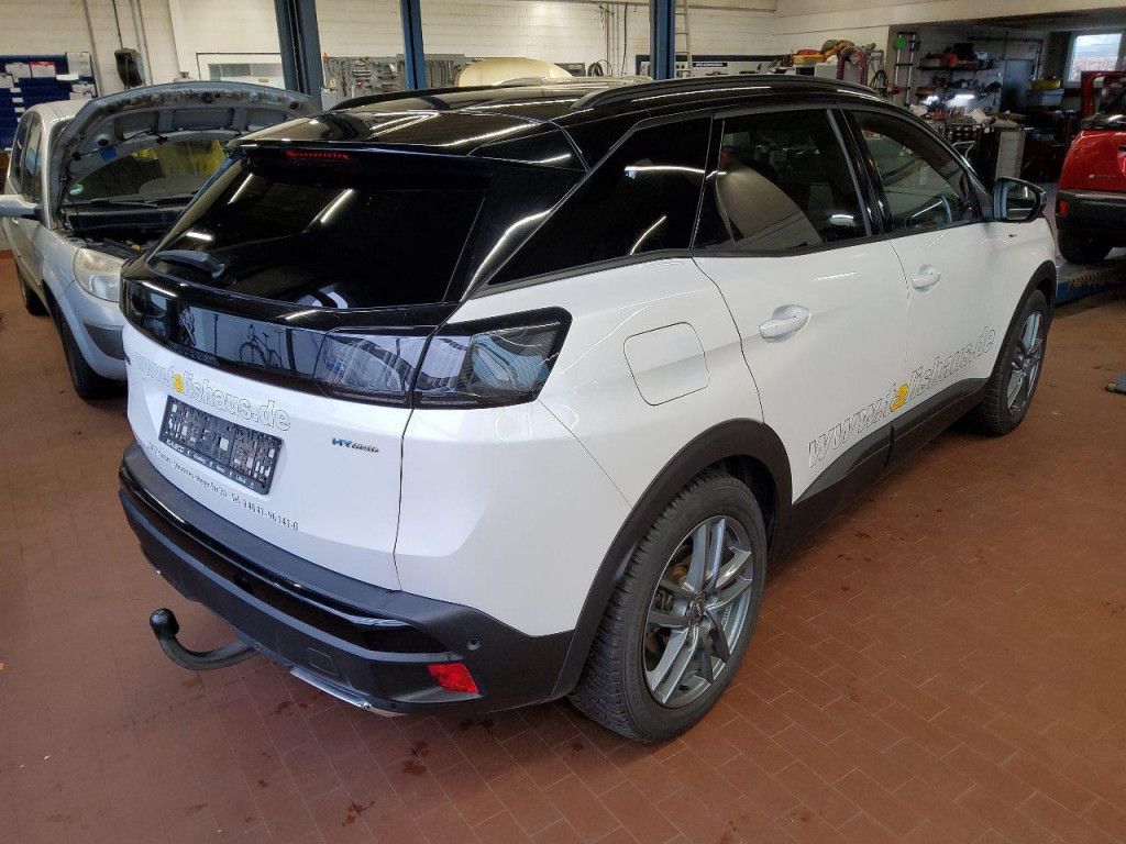 Peugeot 3008 PHEV 225 e-AT GT LED Pano AHK SHZ ACC Sound