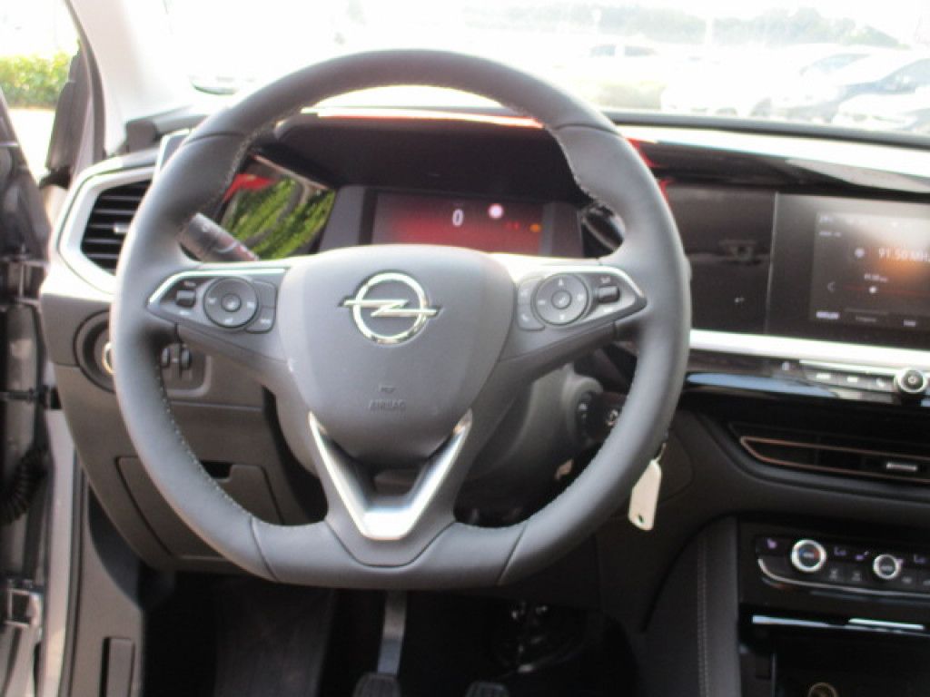 Opel Grandland 1.2 Turbo Enjoy LED SHZ PDC Klimaauto.