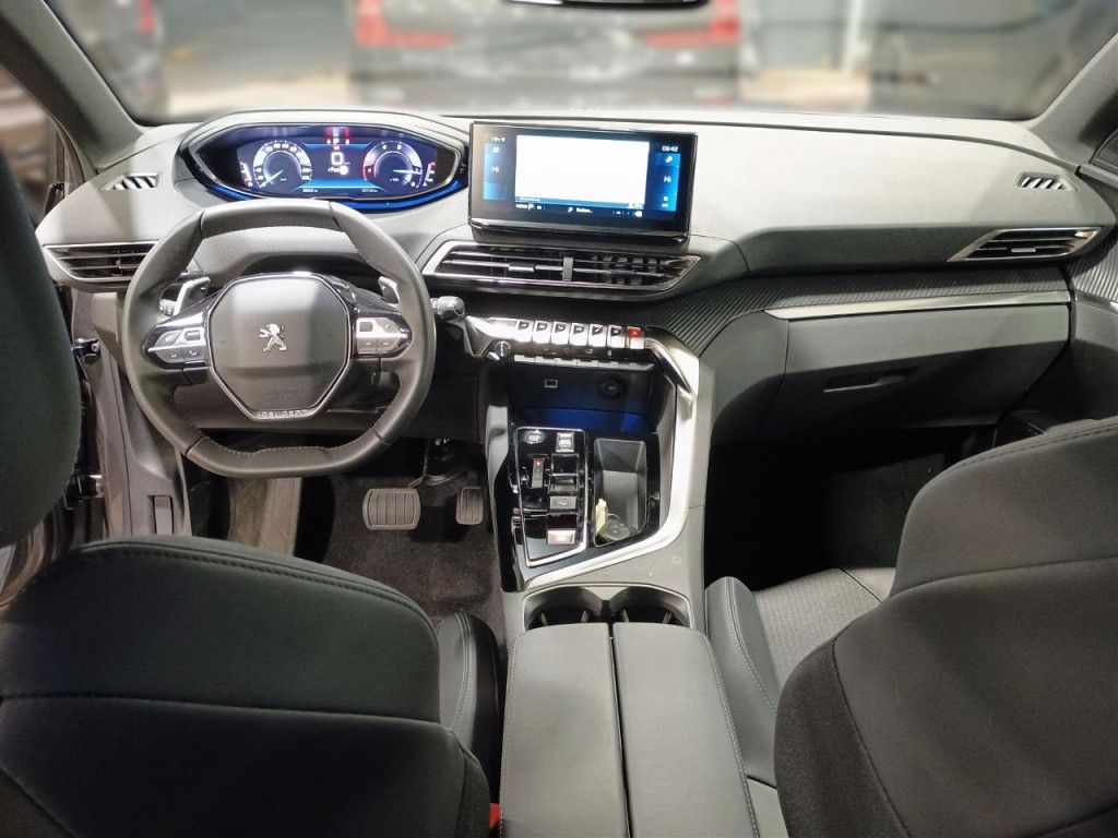 Peugeot 5008 BlueHDI 130 Allure AT LED 7-Sitzer Navi Kam