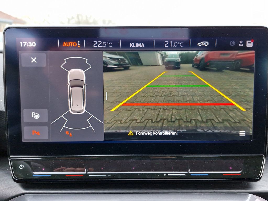 Cupra Leon ST 1.5 eTSI DSG LED Navi+ Pano ACC Kamera B